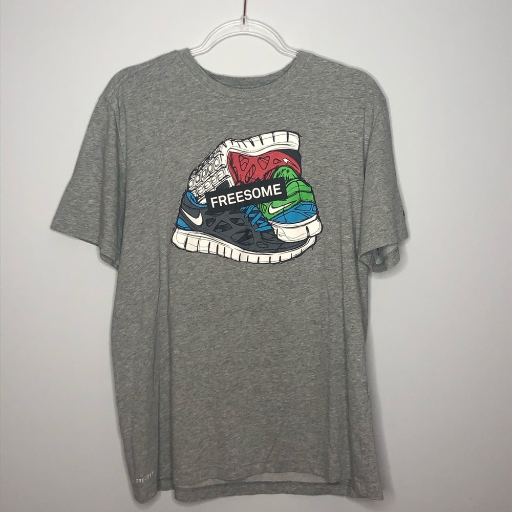 nike freesome dri fit tee!!
